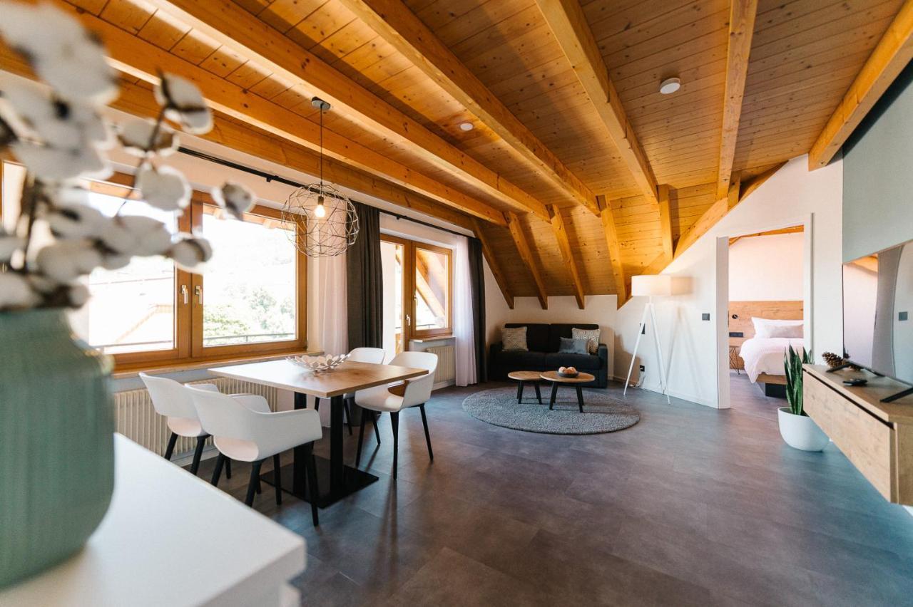 Moderne 2 Zi.-Fewo Blackforest Art Naehe Freiburg Simonswald Exterior foto